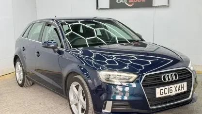 Used Audi A3 Sportback Sport 110 HP (80 kW) 2016 Blue Hatchback