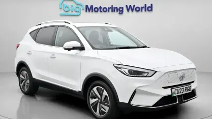 Used MG ZS Trophy 114 kW (156 HP) 2023 White SUV