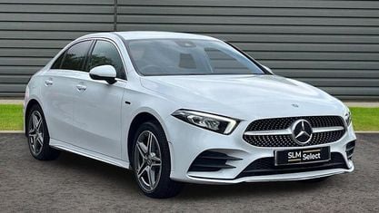 Gebraucht Mercedes A250 AMG line 218 PS (160 kW) 2021 Limousine