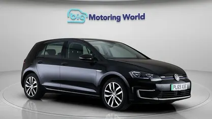 Used 2019 VW e-Golf Hatchback | £9,300 (Fair price)