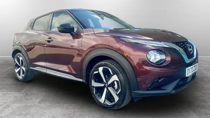 Used Nissan Juke N-Connecta 114 HP (83 kW) 2023 Red SUV