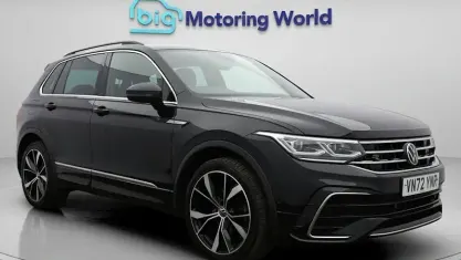 Usado VW Tiguan R-line 150 HP (110 kW) 2022 Preto SUV