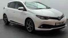 Used 2018 Toyota Auris Hybrid Design Hatchback | £14,900 (Fair price)