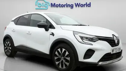 Used Renault Captur Evolution 145 HP (106 kW) 2023 White SUV