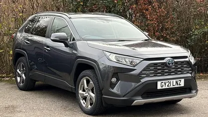 Used 2025 Toyota RAV4 Design Estate | £26,999 (Super price)