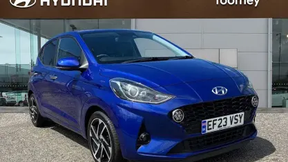 Used Hyundai i10 Premium 84 HP (61 kW) 2023 Hatchback