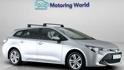 Used Toyota Corolla 122 HP (89 kW) 2022 Silver Estate