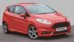Red Used 2016 Ford Fiesta ST Hatchback | £6,520 (Fair price)