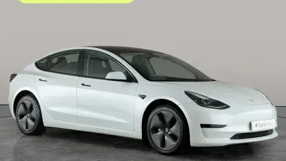 Usado Tesla Model 3 Standard Range 180 kW (245 HP) 2021 Sedan