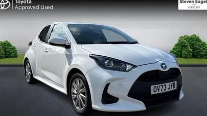Used 2025 Toyota Yaris Hybrid Hatchback | £18,464 (Good price)
