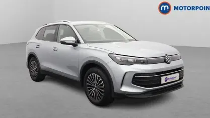 Second-hand VW Tiguan Match 150 CP (110 kW) 2024 Argintiu SUV