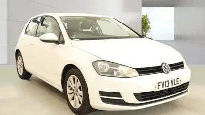 Used VW Golf VII SE 125 HP (91 kW) 2013 White Hatchback