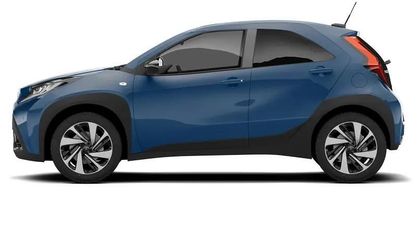 Używany Toyota Aygo X PURE 72 KM (52 kW) 2025 SUV