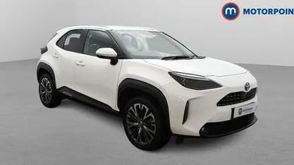 Used 2025 Toyota Yaris Hybrid Estate | £22,049 (Fair price)