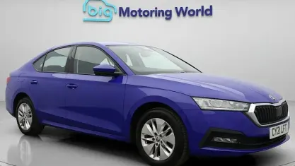 Used Skoda Octavia SE Technology 110 HP (80 kW) 2020 Blue Hatchback