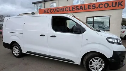 Used Vauxhall Vivaro 101 HP (74 kW) 2022 MPV