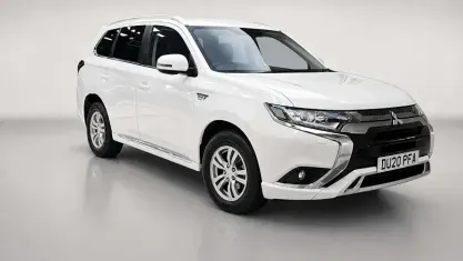 Used Mitsubishi Outlander P-HEV 224 HP (164 kW) 2020 Estate