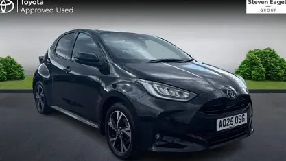 Used Toyota Yaris Design 116 HP (85 kW) 2025 Black Hatchback
