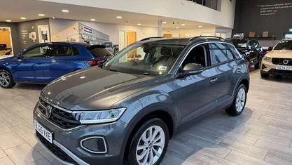 Used 2025 VW T-Roc Match SUV | £24,299 (Fair price)