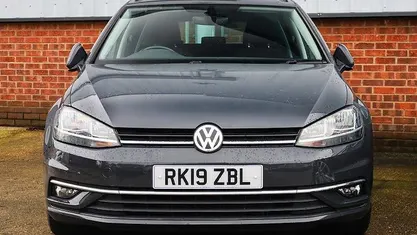 Used VW Golf VII Match 116 HP (85 kW) 2019 Estate