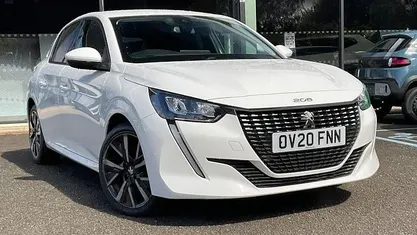 Used Peugeot 208 Allure Premium 102 HP (75 kW) 2022 Hatchback