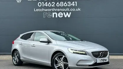 Used Volvo V40 Inscription 122 HP (89 kW) 2019 Hatchback