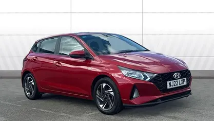 Used Hyundai i20 SE 101 HP (74 kW) 2022 Red Hatchback