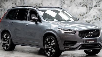 Usado Volvo XC90 R-Design Pro 235 HP (172 kW) 2021 SUV