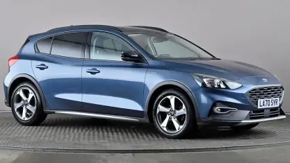 Used Ford Focus Active 125 HP (91 kW) 2021 Blue Hatchback