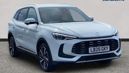 Używany MG ZS Trophy 196 KM (144 kW) 2024 Biały SUV