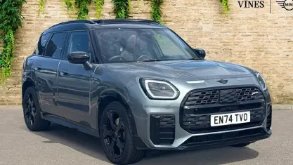 Used Mini Countryman Sport 170 HP (125 kW) 2025 Green SUV