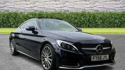 Begagnad Mercedes C250 AMG Line Premium Plus 204 HK (150 kW) 2018 Sportkupé