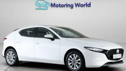 Used Mazda 3 122 HP (89 kW) 2023 White Hatchback