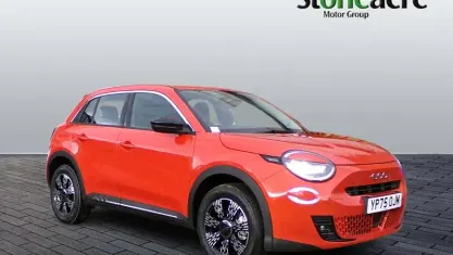 New Fiat 600 La Prima 136 HP (100 kW) 2025 Orange SUV