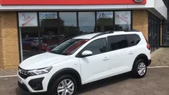 White Used 2024 Dacia Jogger Expression MPV | £16,995 (Fair price)