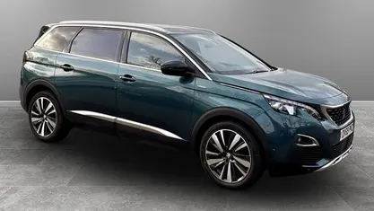 Used Peugeot 5008 Premium 131 HP (96 kW) 2020 Estate
