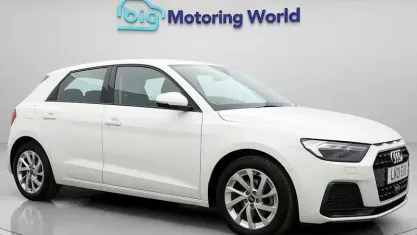 Used Audi A1 Sportback Sport 110 HP (80 kW) 2021 White Hatchback