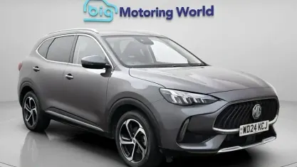 Usado MG HS Trophy 162 HP (119 kW) 2024 Cinzento SUV