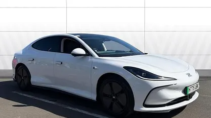 Novo MG IM5 216 kW (295 HP) 2025 Branco Citadino