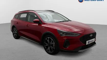 Used Ford Focus Active X 155 HP (114 kW) 2023 Red Estate