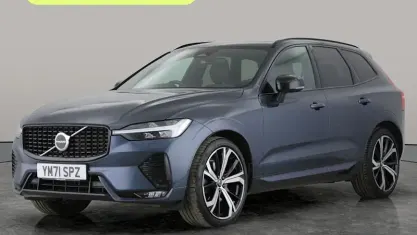 Usado Volvo XC60 R-Design Pro 250 HP (183 kW) 2021 SUV