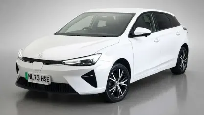 Used MG MG5 EV Trophy 114 kW (156 HP) 2022 White Estate
