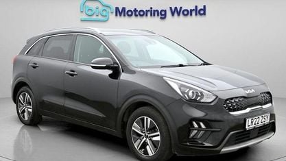 Gebraucht Kia Niro 141 PS (103 kW) 2022 Schwarz SUV