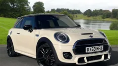 White Used 2019 Mini Cooper S Hatch Hatchback | £13,380 (Fair price)