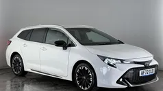 White Used 2022 Toyota Corolla Sport Estate | £19,100 (Fair price)