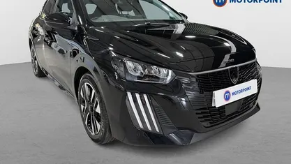 Second-hand Peugeot 208 Allure 101 CP (74 kW) 2025 Hatchback