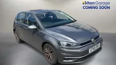 Used 2019 VW Golf VII SE Hatchback | £11,800 (Fair price)