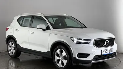 Used 2021 Volvo XC40 Momentum SUV | £17,800 (Fair price)