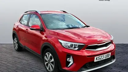 Used Kia Stonic 101 HP (74 kW) 2024 Red SUV