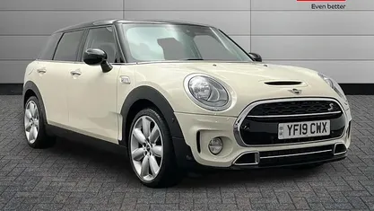 Used 2019 Mini Cooper Clubman Exclusive Estate | £17,991 (Fair price)